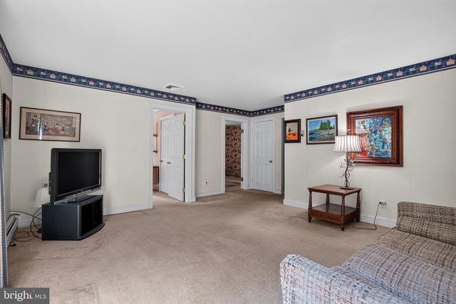 13 S BRYN MAWR PL, Media, PA 19063
