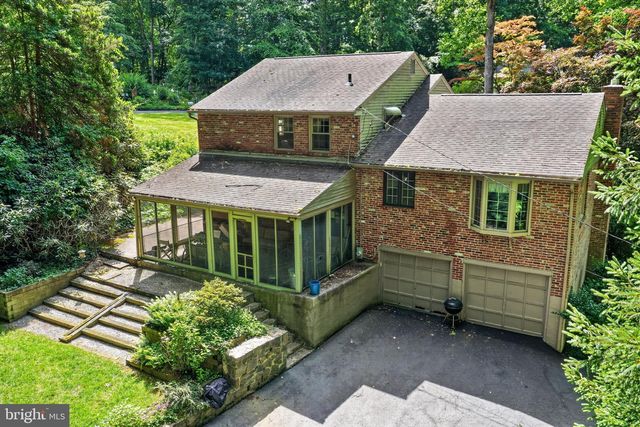 13 S BRYN MAWR PL, Media, PA 19063