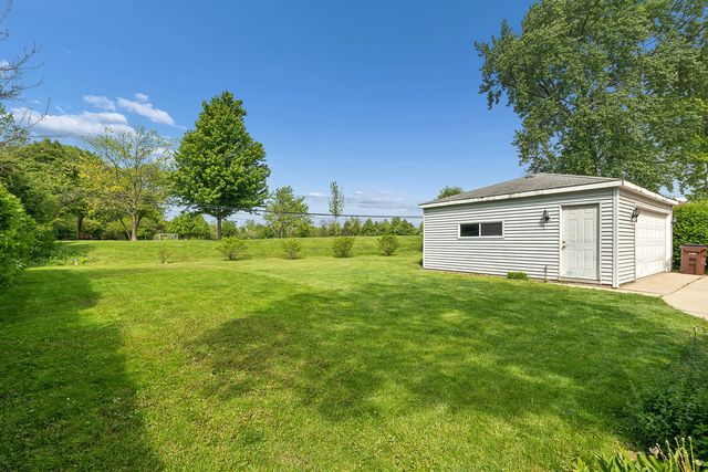 18646 Golfview Avenue, Homewood, IL 60430