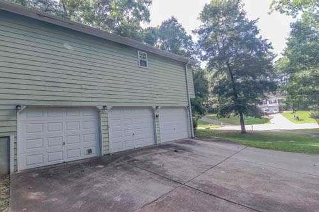 6339 Magnolia Court, Douglasville, GA 30135