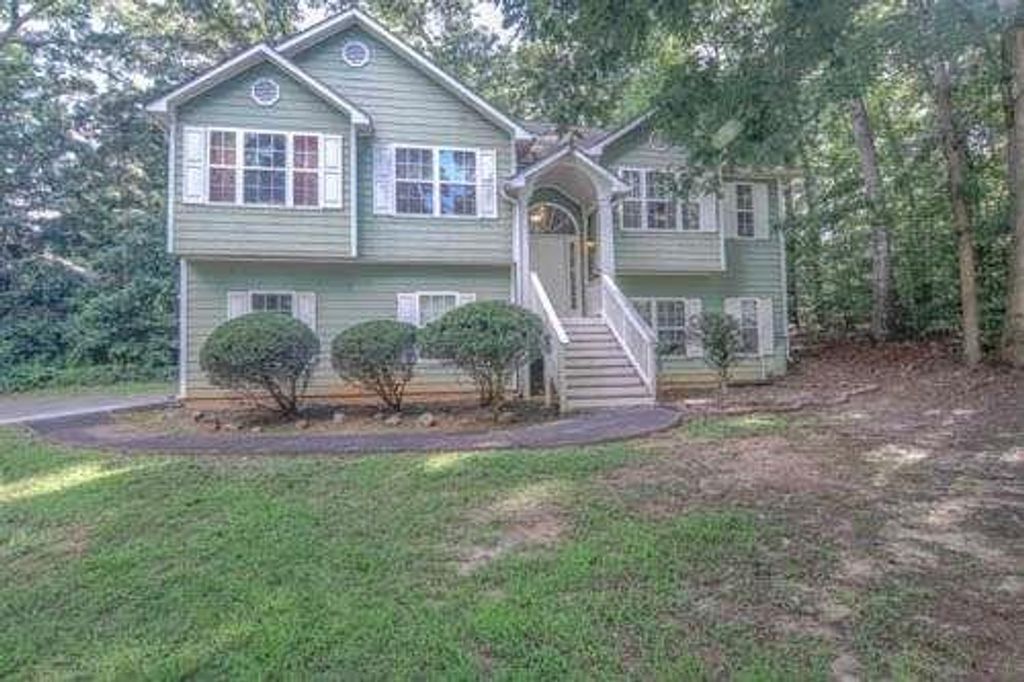 6339 Magnolia Court, Douglasville, GA 30135