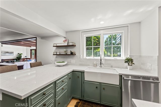 3939 Pacific, Long Beach, CA 90807