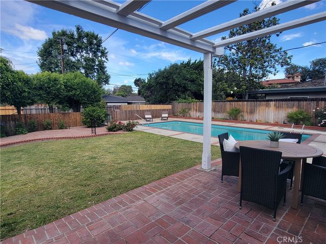 3939 Pacific, Long Beach, CA 90807