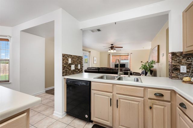 200 Deercreek LN, Leander, TX 78641