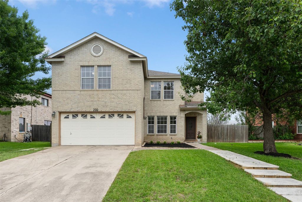 200 Deercreek LN, Leander, TX 78641