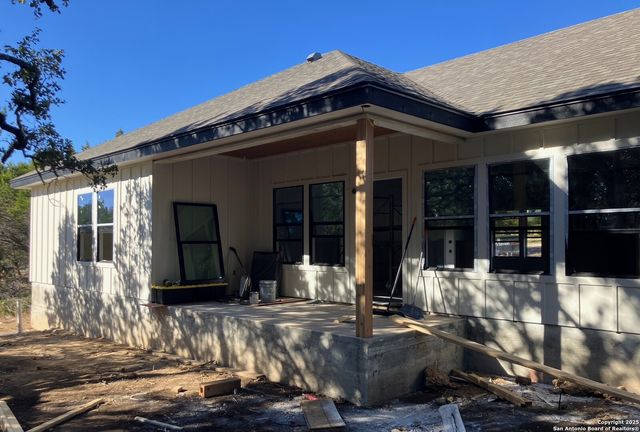 1595 Rocky Ridge Loop, Canyon Lake, TX 78133