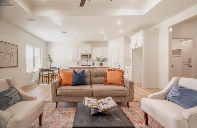 703 E 14th Street, Wolfforth, TX 79382