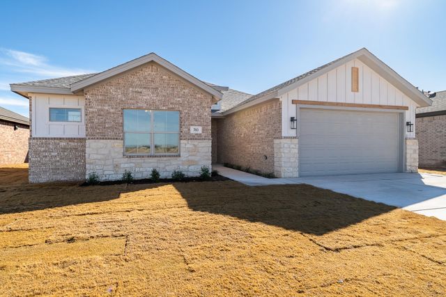 703 E 14th Street, Wolfforth, TX 79382