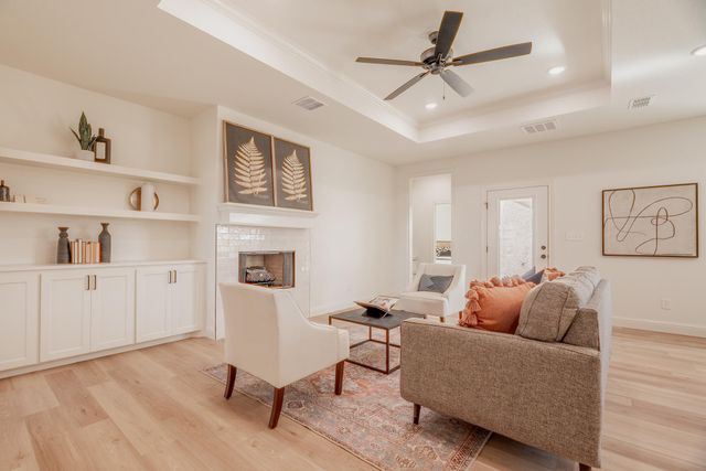 703 E 14th Street, Wolfforth, TX 79382