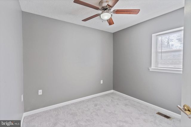 2530 TREE TOP LN, Seven Valleys, PA 17360