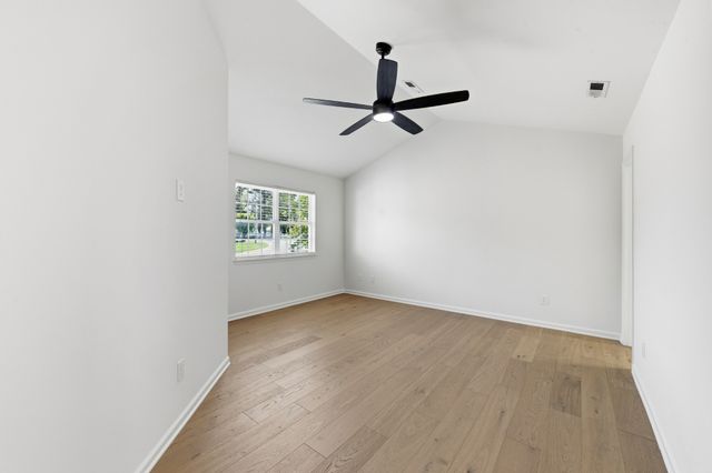 203 Trophy Ct, Thompsons Station, TN 37179