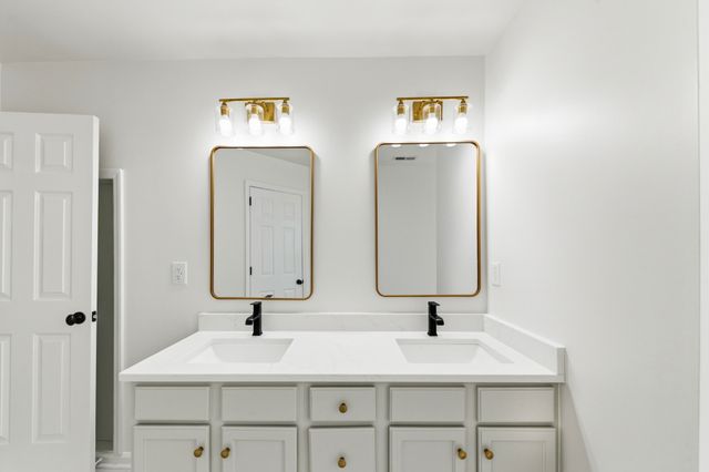 203 Trophy Ct, Thompsons Station, TN 37179