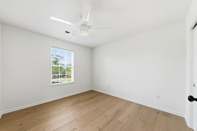 203 Trophy Ct, Thompsons Station, TN 37179