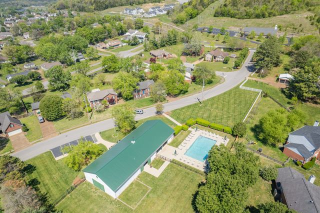 203 Trophy Ct, Thompsons Station, TN 37179