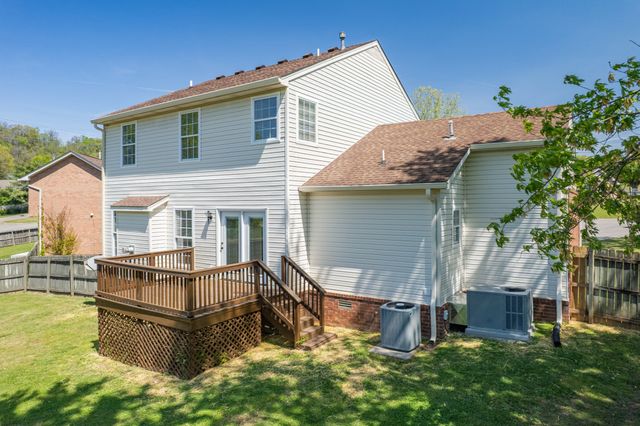 203 Trophy Ct, Thompsons Station, TN 37179