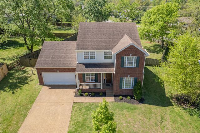 203 Trophy Ct, Thompsons Station, TN 37179