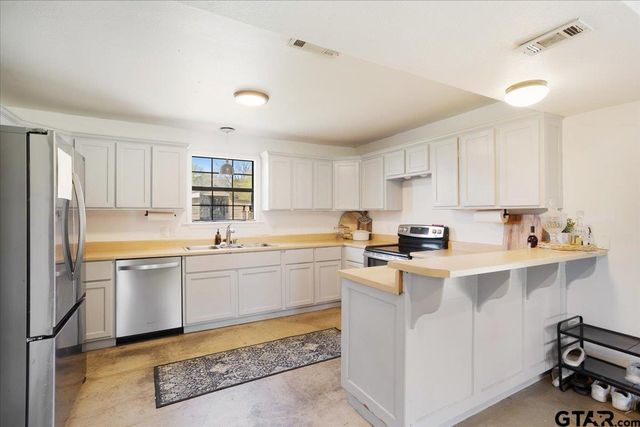 97 CR 2640, Mount Pleasant, TX 75455