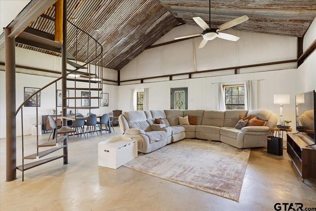 97 CR 2640, Mount Pleasant, TX 75455