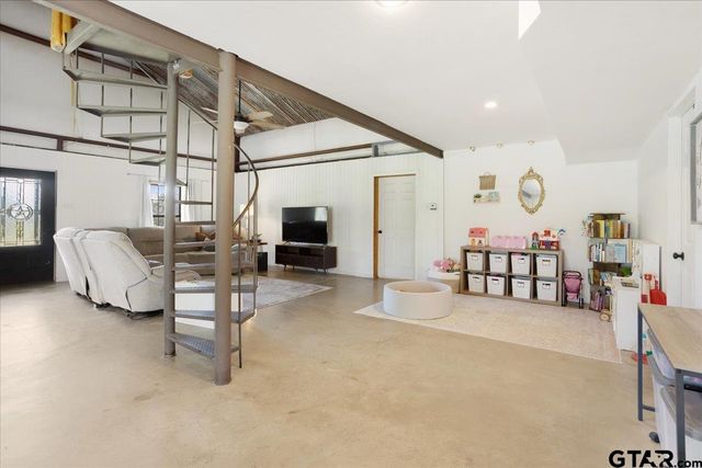 97 CR 2640, Mount Pleasant, TX 75455