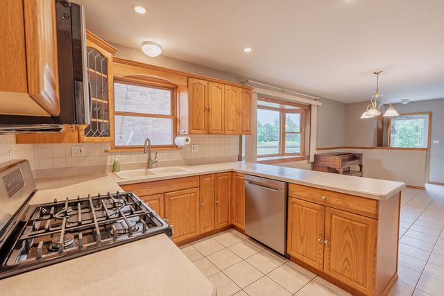 2359 Burr Oak Avenue, North Riverside, IL 60546