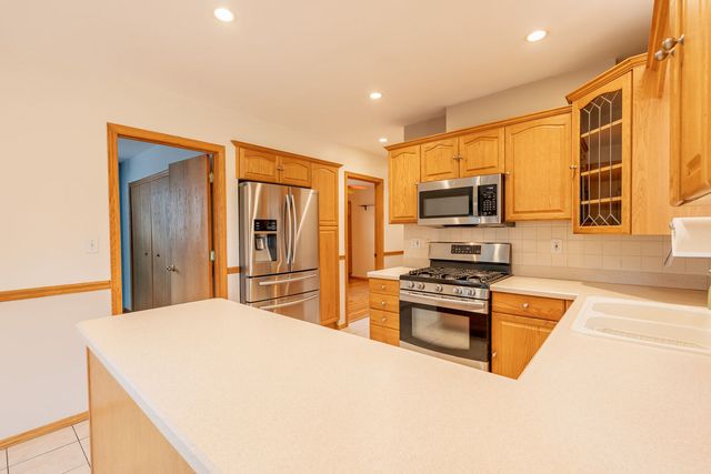 2359 Burr Oak Avenue, North Riverside, IL 60546