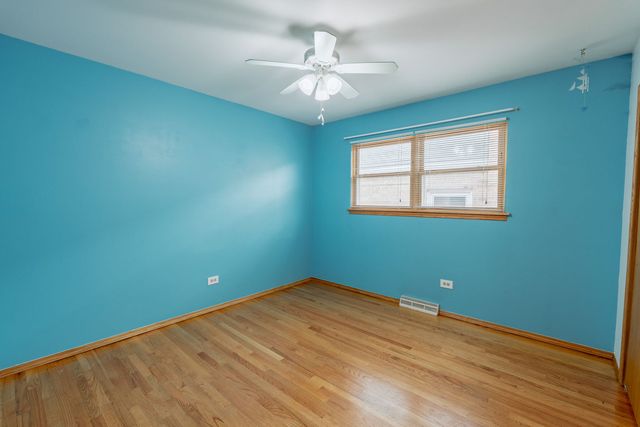 2359 Burr Oak Avenue, North Riverside, IL 60546