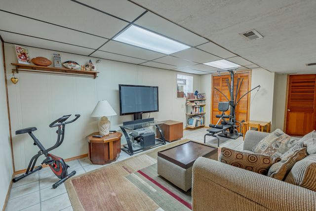 2359 Burr Oak Avenue, North Riverside, IL 60546