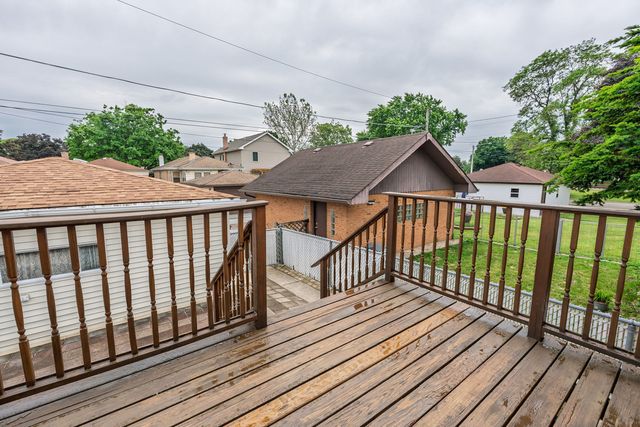 2359 Burr Oak Avenue, North Riverside, IL 60546