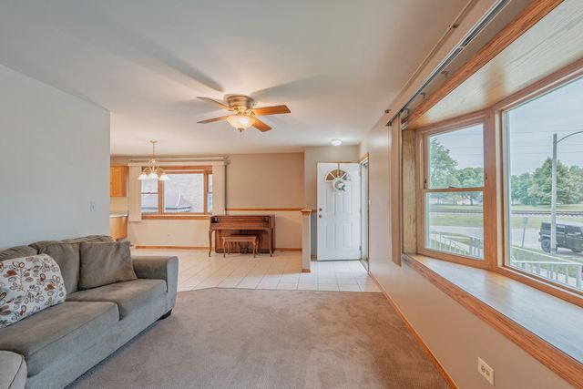 2359 Burr Oak Avenue, North Riverside, IL 60546