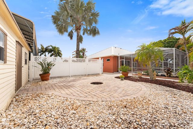 416 SW S Quick Circle, Port St. Lucie, Port St Lucie, FL 34953