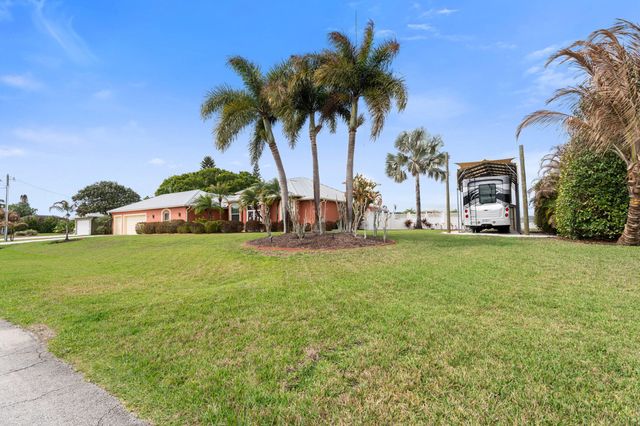 416 SW S Quick Circle, Port St. Lucie, Port St Lucie, FL 34953