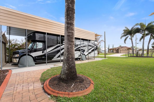 416 SW S Quick Circle, Port St. Lucie, Port St Lucie, FL 34953