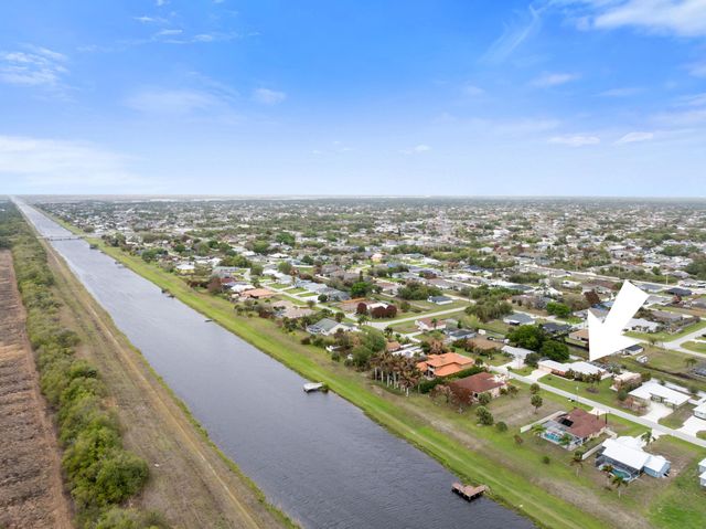 416 SW S Quick Circle, Port St. Lucie, Port St Lucie, FL 34953