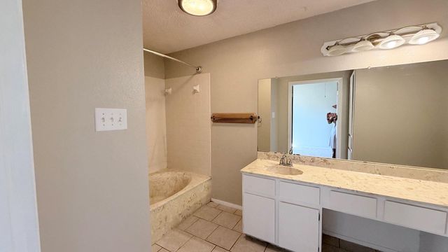 3508 Monument DR, Round Rock, TX 78681