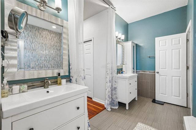1008 ROBINWOOD DRIVE, Oldsmar, FL 34677