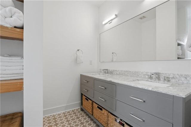 962 Moda Drive, Atlanta, GA 30316