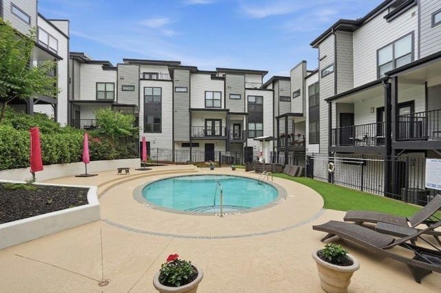 962 Moda Drive, Atlanta, GA 30316