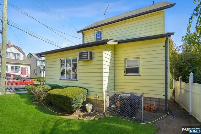 95 Rollinson Street, West Orange, NJ 07052