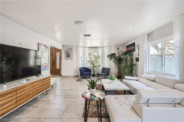2890 Belcastro Street, Las Vegas, NV 89117