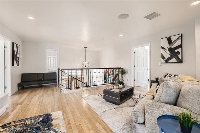2890 Belcastro Street, Las Vegas, NV 89117
