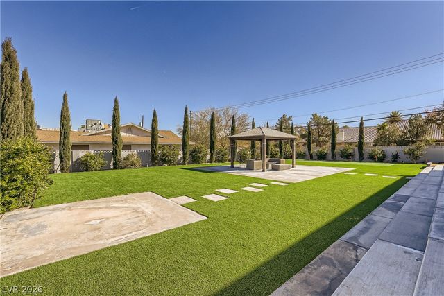 2890 Belcastro Street, Las Vegas, NV 89117