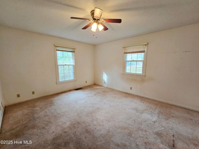 503 Castleton Drive, Hertford, NC 27944