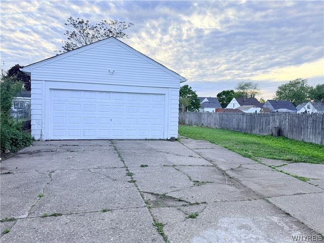 2410 Harlem Road, Cheektowaga, NY 14225