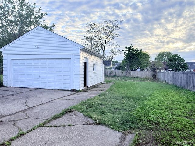 2410 Harlem Road, Cheektowaga, NY 14225