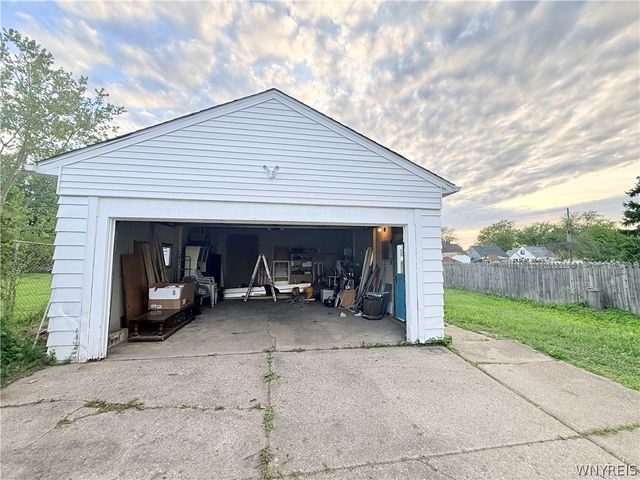 2410 Harlem Road, Cheektowaga, NY 14225