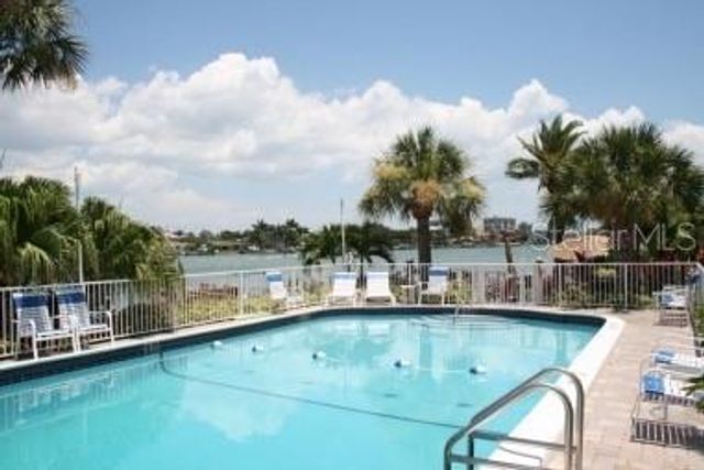 10265 GULF BOULEVARD B314, Treasure Island, FL 33706