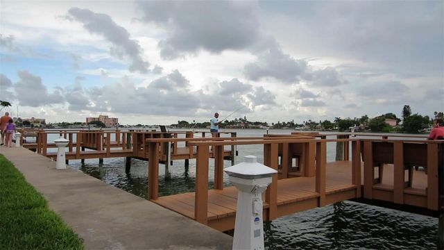 10265 GULF BOULEVARD B314, Treasure Island, FL 33706