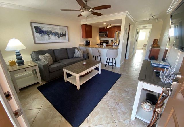 10265 GULF BOULEVARD B314, Treasure Island, FL 33706