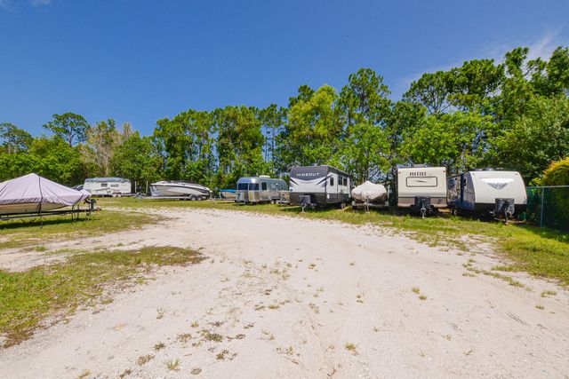 649 NE Bent Paddle Lane, Port St. Lucie, Port St Lucie, FL 34983