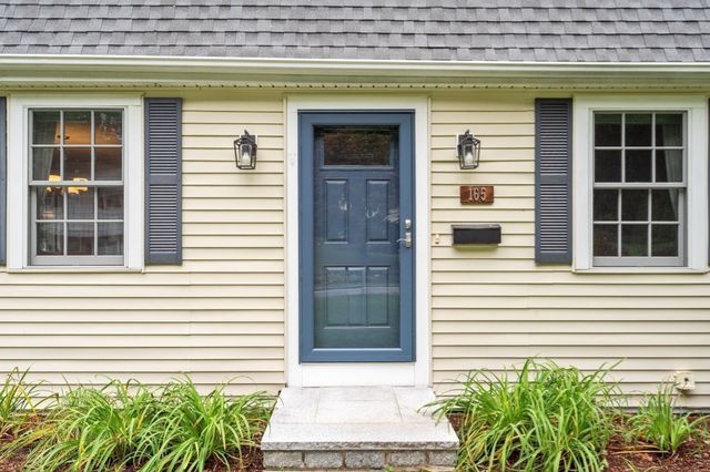 165 Lockland Ave, Framingham, MA 01701